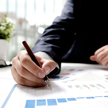 mains stylo document